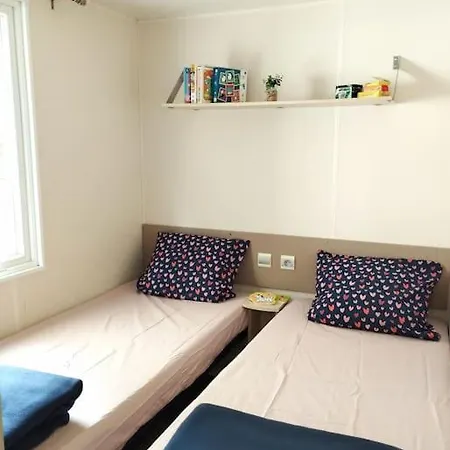Camping Mobil-home Confort Climatise 6 Personnes Proche Europa Park, Route Des Vins, Alsace *
